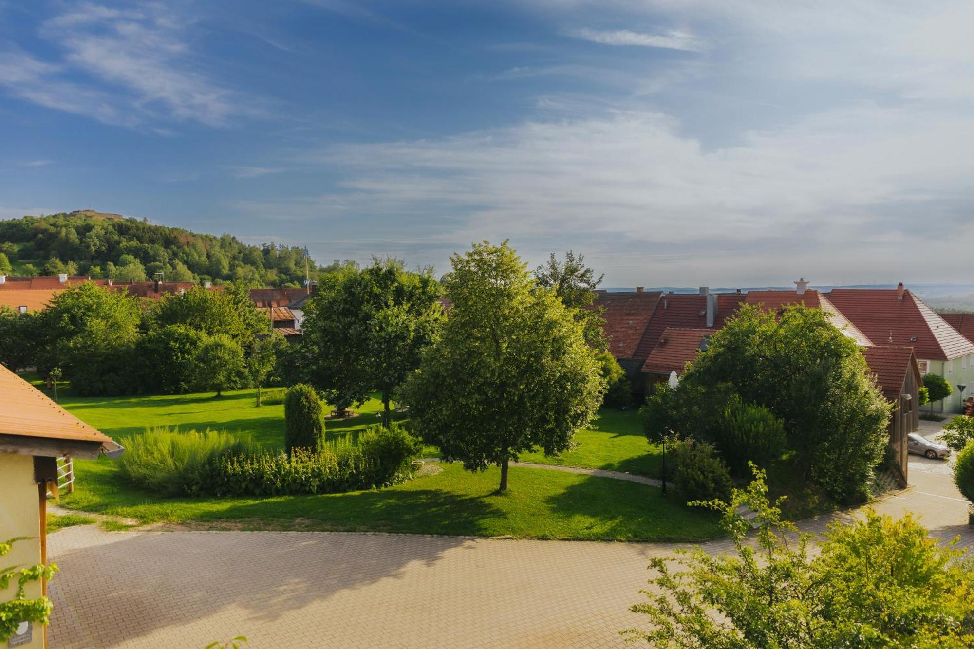 Landgasthof Zum Hirschen Kemnath Exterior foto